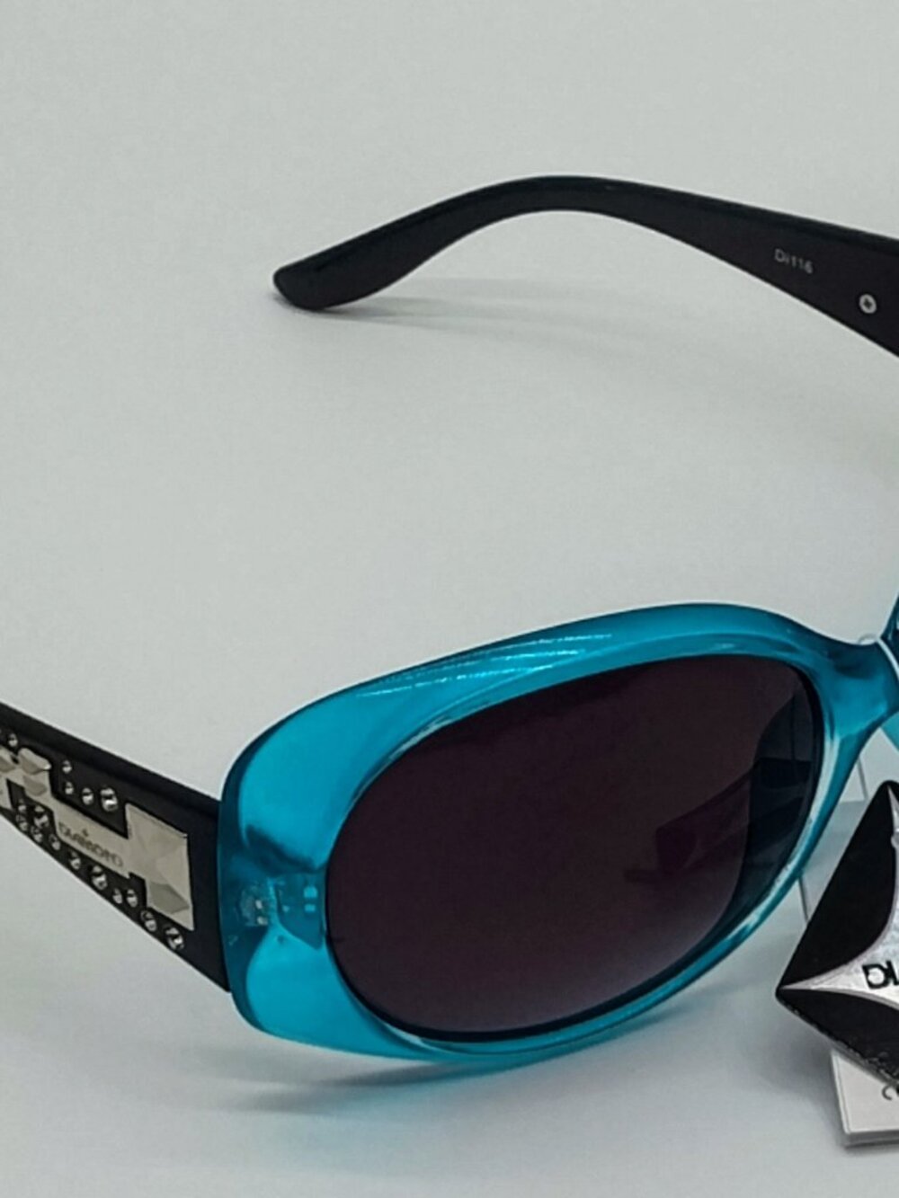 1116-C Diamond Eyewear Turquoise Sunglasses with Rhinestones and Black Temples